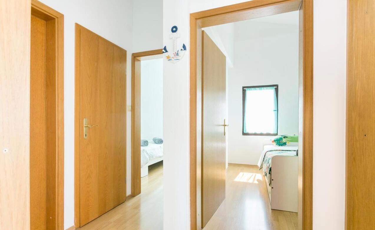 טרוגיר Apartman Bella מראה חיצוני תמונה